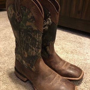 Ariat camouflage Boots